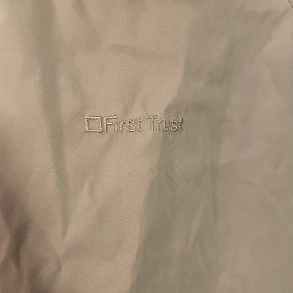 WP Golf Windbreaker - Picture 5 of 5